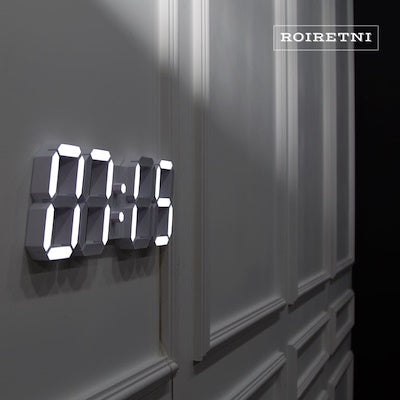 Reloj Despertador Digital Retro con 3 Alarmas y Temperatura